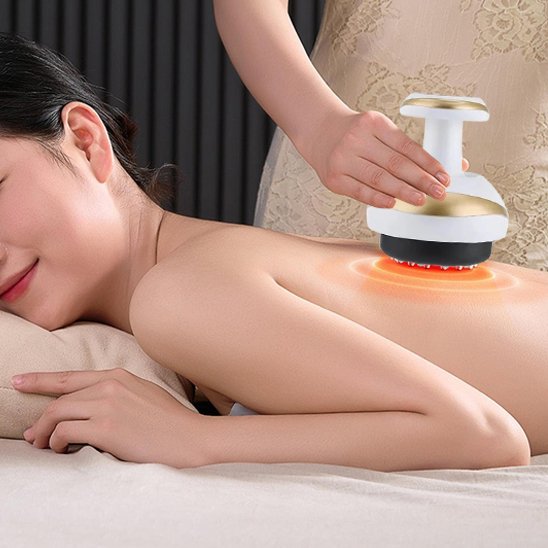 Appareil de massage pour le dos utilisé lors d’une séance de bien-être pour détendre les muscles du dos et des épaules