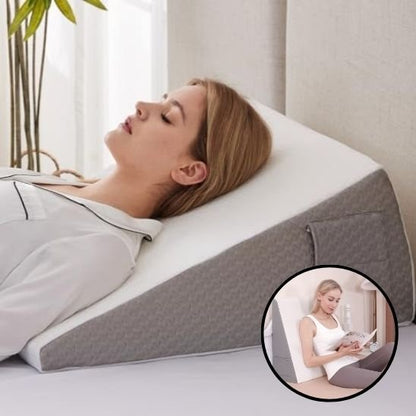 Oreiller ergonomique de lecture offrant un soutien optimal du haut du corps en position inclinée